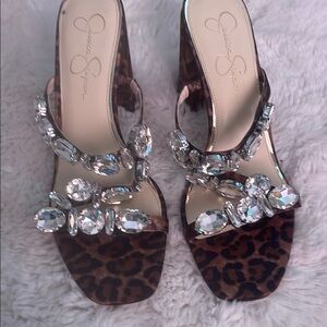 Jessica Simpson Brown Heels with Stylish Elegance